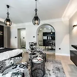بيت ضيافة Piazzetta Marina 4*