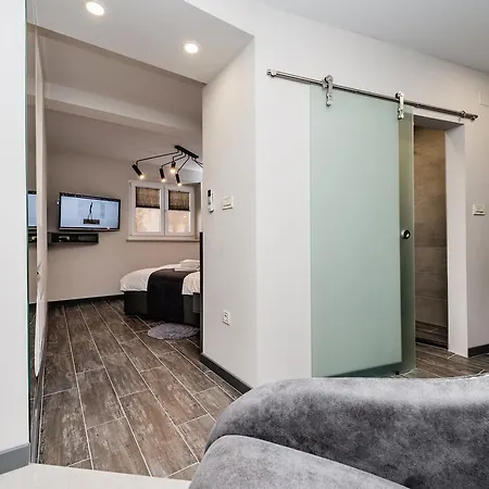 Guest house Piazzetta Marina 4*