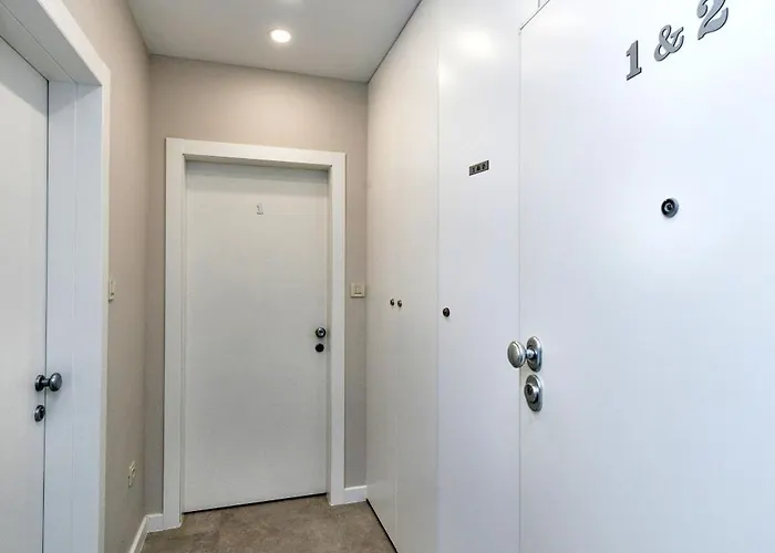 Gostinjska kuća Piazzetta Marina 4*