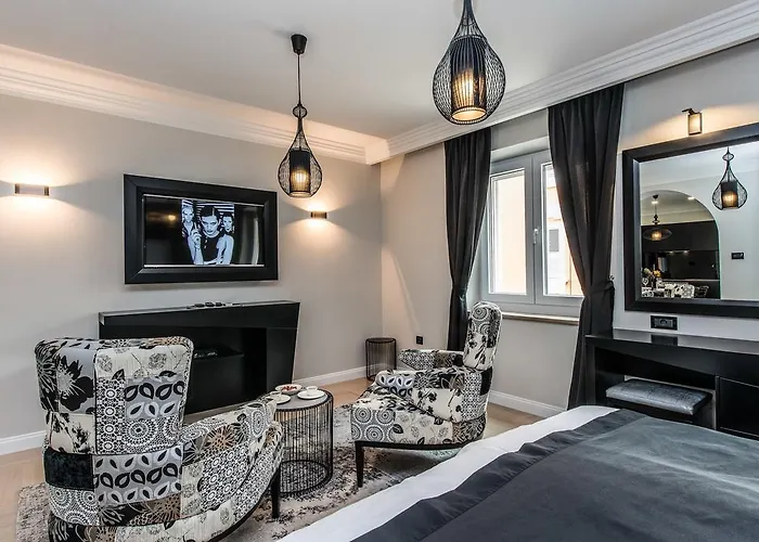 Piazzetta Marina Zadar