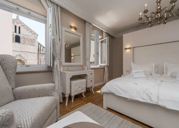 Piazzetta Marina 4* 자다르