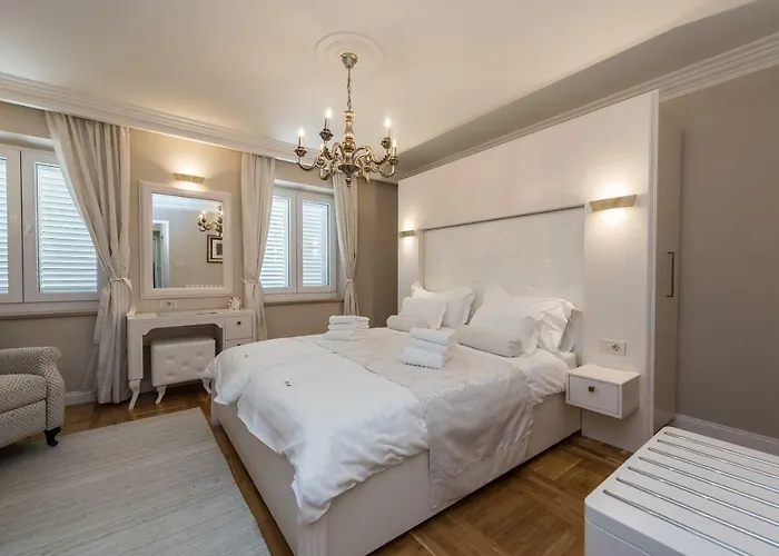 Piazzetta Marina 자다르