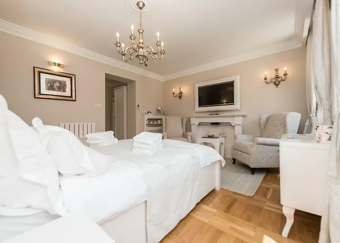 Piazzetta Marina 4* 자다르